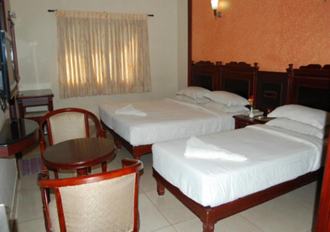 Chendhoor Residency Hotel Tiruchirappalli Exterior foto