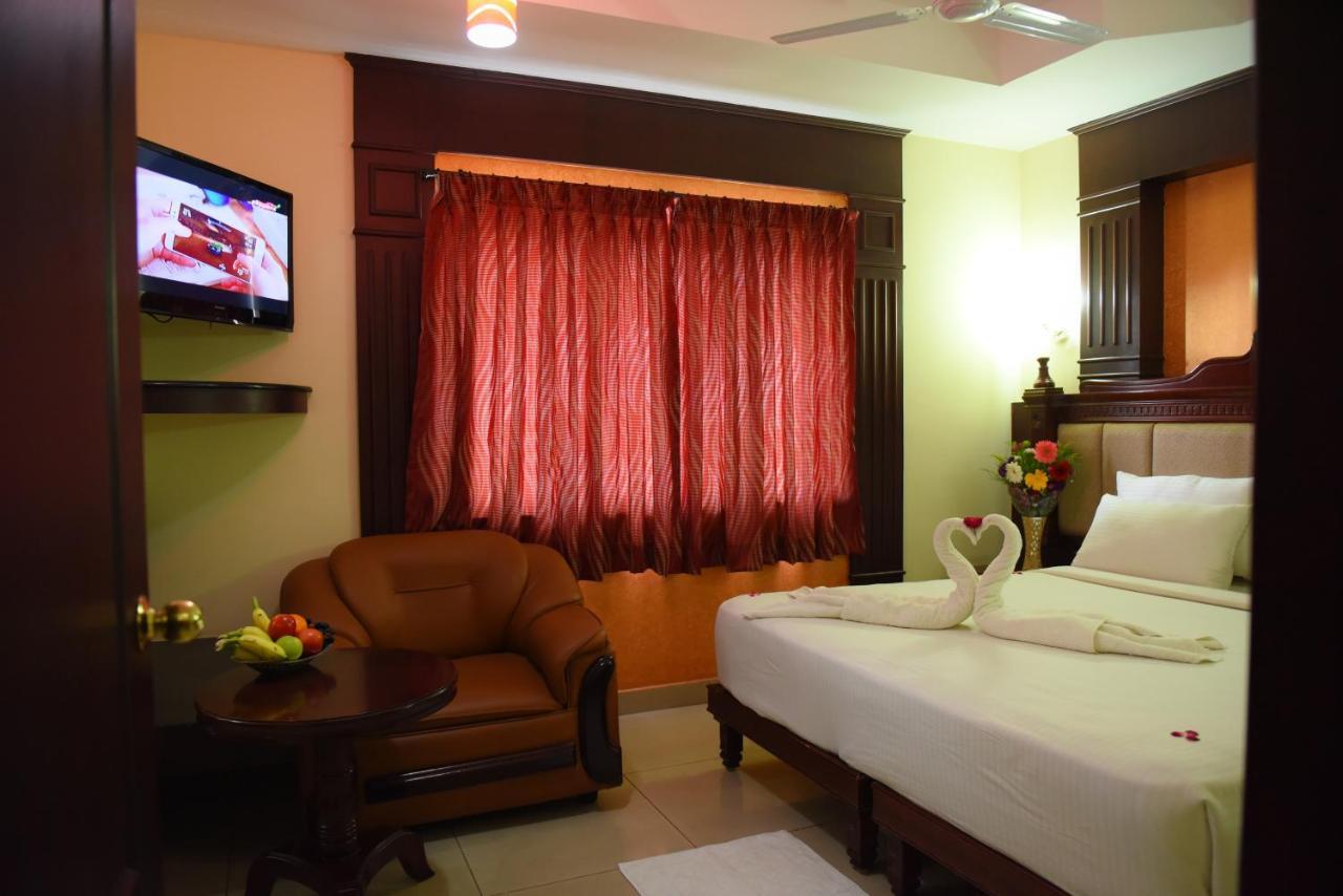 Chendhoor Residency Hotel Tiruchirappalli Exterior foto